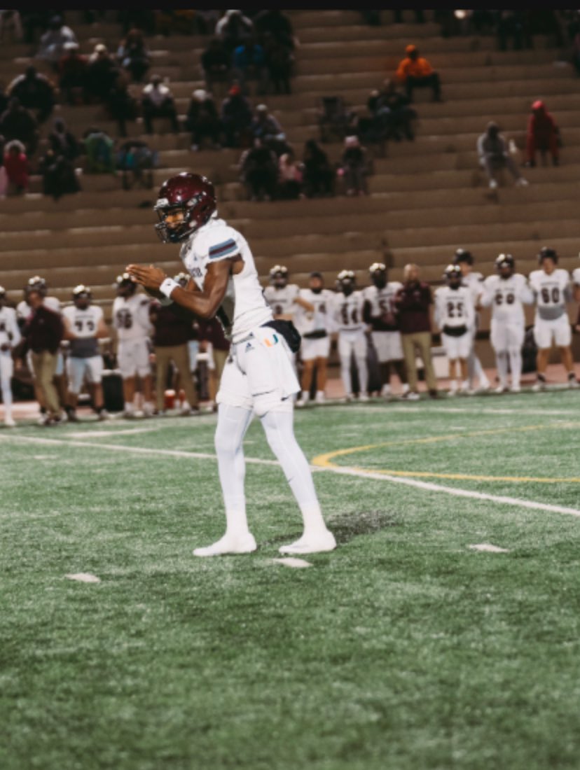 Check out Sophmore SZN! by Omari Burse on @hudl hudl.com/v/2R9cDp #hudl <a href="/BC_Football1902/">BC Football</a>