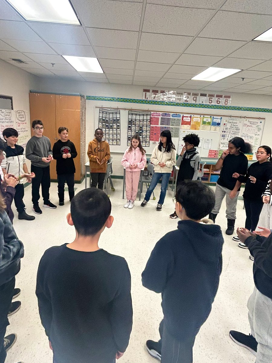 J_ClareKing's tweet photo. Thank you to Jess Amato from @platformtoplay for talking to the Junior students about the power of perspective through play! https://t.co/D0uSc7BG4a