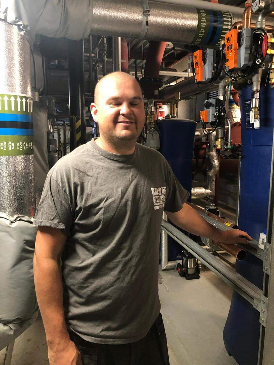 bandofbuilders's tweet photo. Lee’s project volunteer focus, we continue our volunteer focus of Lee’s project this Saturday, this time we have Barry Dorrigton, Barry is a plumber & he’s from Essex. This is Barry’s second project after volunteering on James’s project back in 2020
#leesproject #togetherstronger https://t.co/Q30WnVzoxg