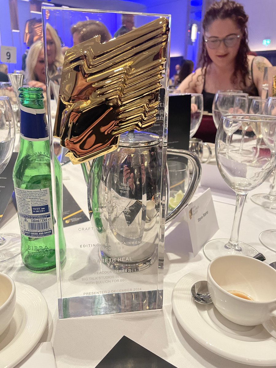 garethheal's tweet photo. Big night at the RTS awards on Monday. Picked up the best comedy editing award for Peacock S2. Spent the following day at work feeling like a pub carpet. @bigtalk @LaraSingertweet https://t.co/RontDTqhWI
