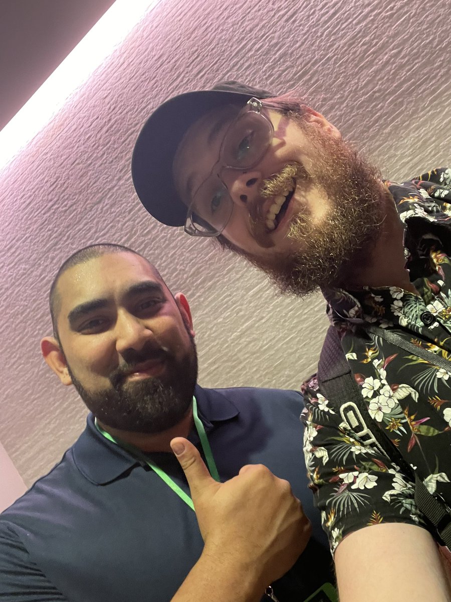 Eric Bible is at #CommitYourCode Conf 👨🏻‍💻 tweet media