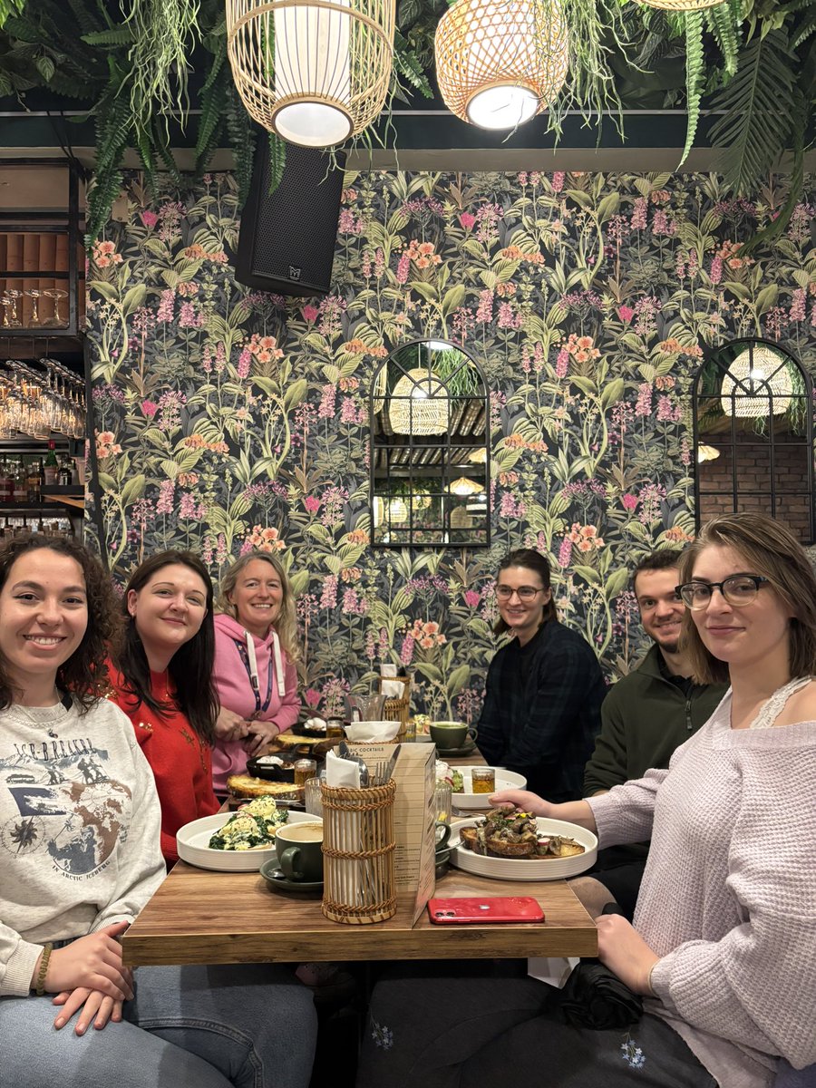 Dr Emily Clarke (@e_clarke_sci) on Twitter photo <a href="/LabPeffers/">Peffers_Lab</a> Christmas brunch 2024! 🎄 <a href="/LabPeffers/">Peffers_Lab</a> Christmas brunch 2024! 🎄