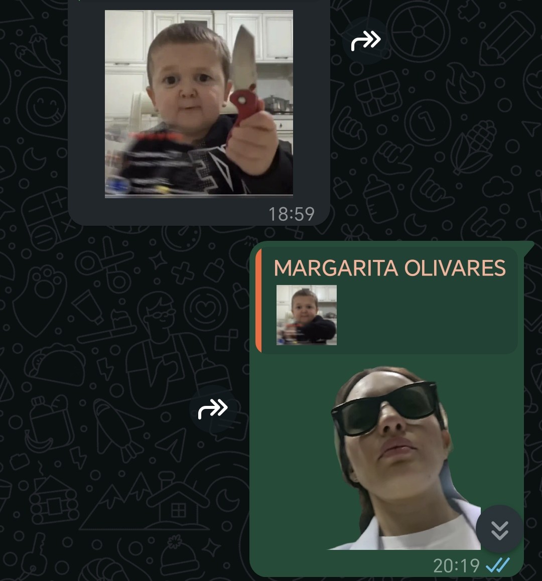 Nihiluss's tweet photo. @Andreissima Ahhhhh! En este caso en particular, mi jefa intentó "amenazarme" con el gif de hasbulla con un cuchillo y yo respondí con tu imagen de "yo no soy amenazada, yo soy la amenaza" jajajaja, (tu 0 expresión fue la respuesta ideal, al menos para mí) https://t.co/AwMStVeHjY