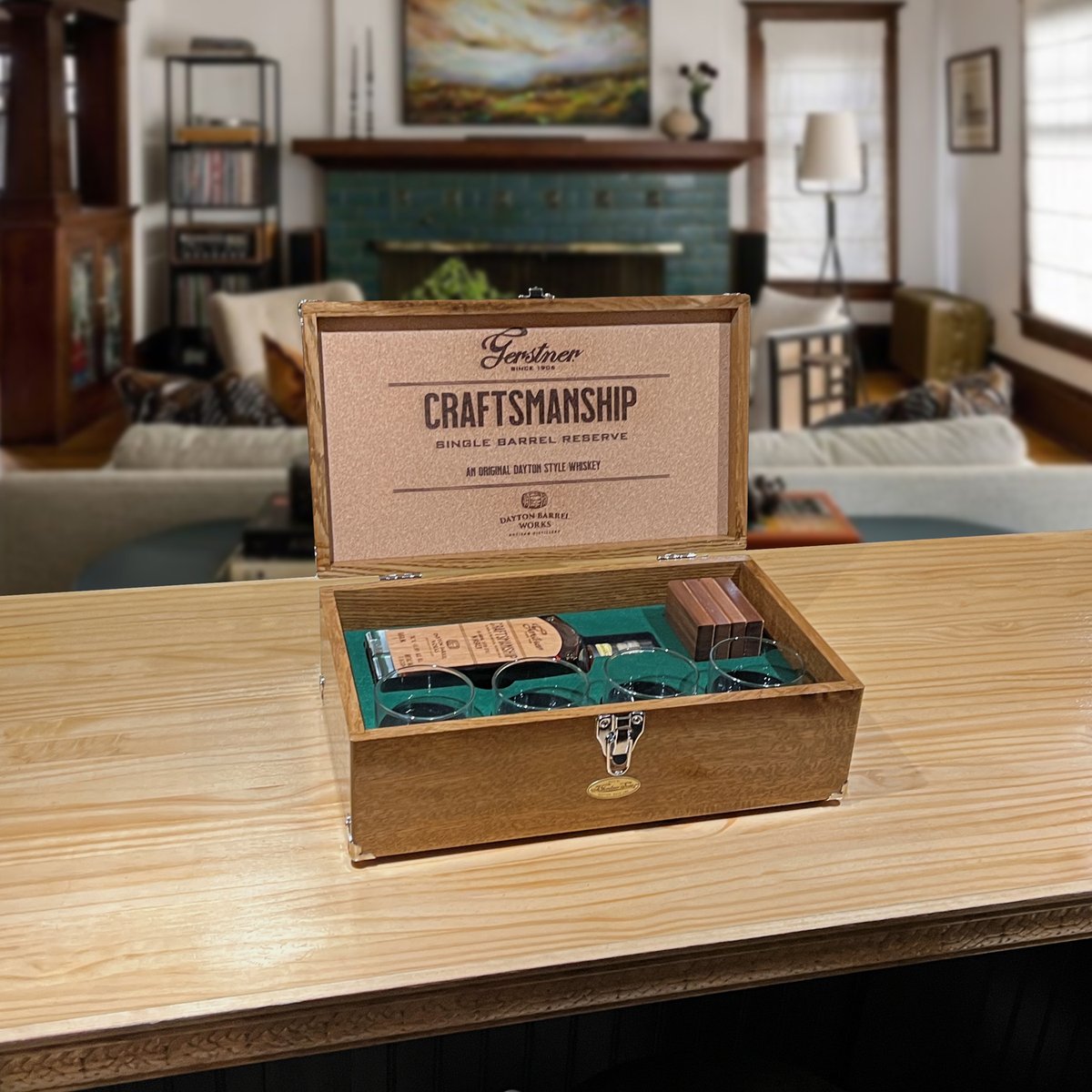 GerstnerUSA's tweet photo. Introducing the Gerstner Traveler Gift Set.
Elevate your whiskey experience with our newest creation—a refined tote case crafted from premium White Oak and finished in our signature Golden Oak.
Available now—discover the perfect holiday gift! https://t.co/xnNMbgQgzt