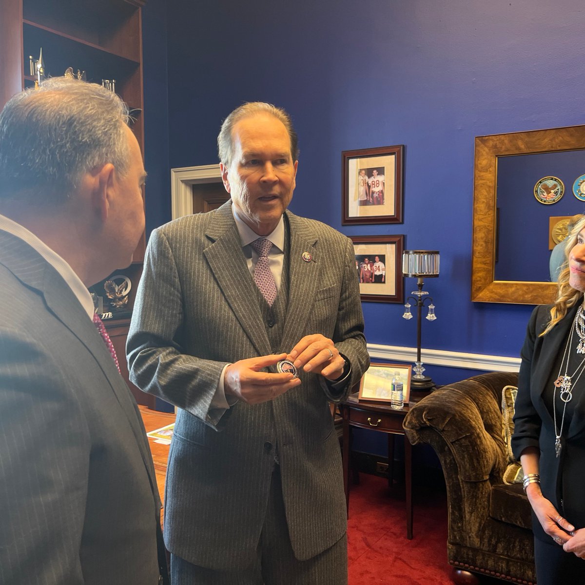 The Joint Commission (@tjcommission) on Twitter photo Yesterday, <a href="/ArchangelsMe/">ARCHANGELS.me</a> and The Joint Commission delivered the Care Badge to <a href="/VernBuchanan/">Rep. Vern Buchanan</a> for his efforts to champion and support unpaid caregivers. Hundreds of thousands of Floridians in the 16th district serve in this role. thecarebadge.com
#TheCareBadge #caregiving Yesterday, <a href="/ArchangelsMe/">ARCHANGELS.me</a> and The Joint Commission delivered the Care Badge to <a href="/VernBuchanan/">Rep. Vern Buchanan</a> for his efforts to champion and support unpaid caregivers. Hundreds of thousands of Floridians in the 16th district serve in this role. thecarebadge.com
#TheCareBadge #caregiving