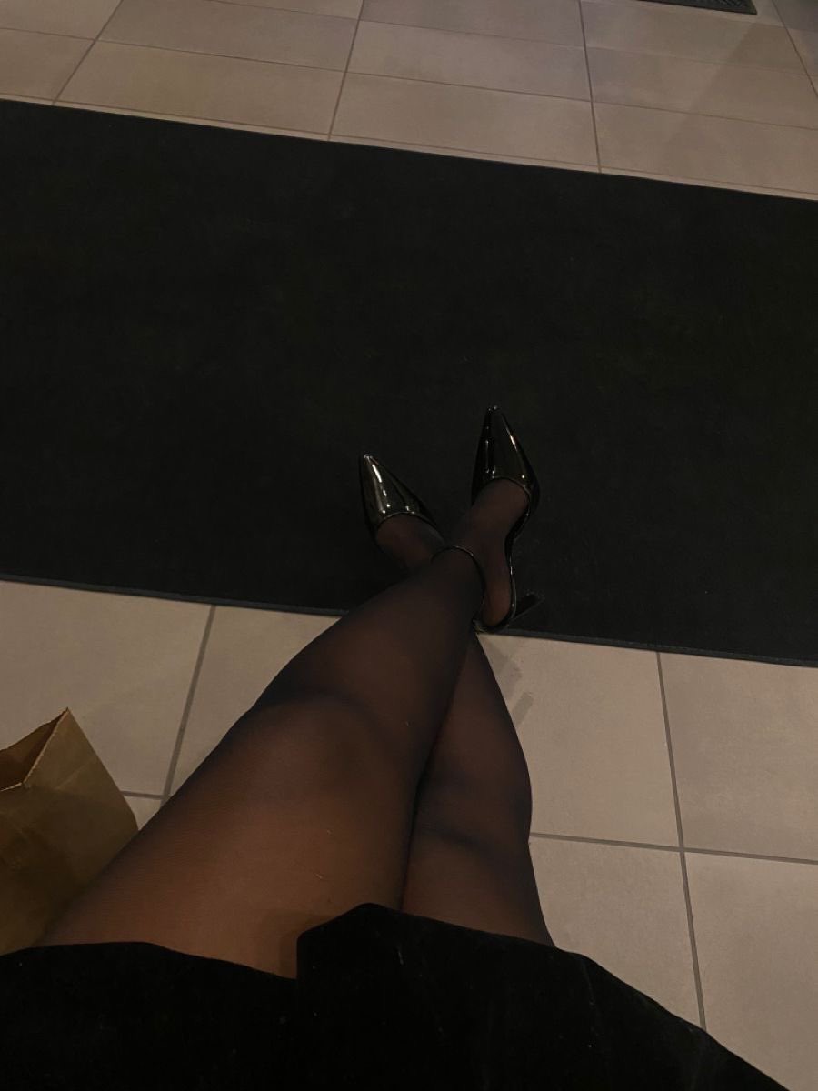 aycaaaa38's tweet photo. Sahibeniz hazır 
Seans bilgisi için mesaj atın köleler 
#köle #finansaldestek #finans #kayseri #kayseritalas #kayseriayak #kayserifetiş #sahibe #köle #kayserisahibe #kayseriköle https://t.co/C2Ofiiz42X