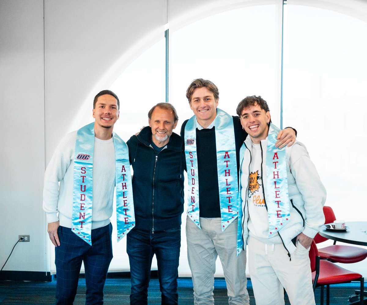 UIC_MSOC's tweet image. Congrats to our graduating Men’s soccer athletes! We are so proud of you!
#Chicagoscollegeteam