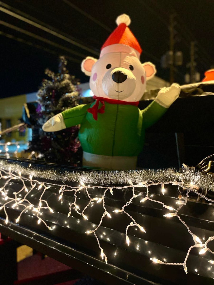 We’re getting in the holiday spirit at SWO, starting with participating in the Stillwater Holiday Parade of Lights tonight at 7p.m. !