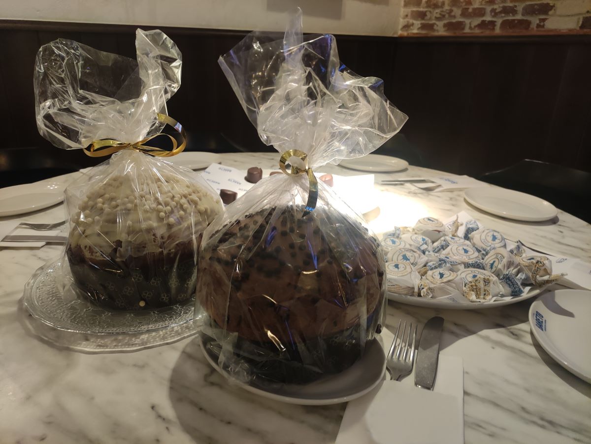 Doriroga's tweet photo. Edición Especial Surtido El Toro, sabor a Navidad - Deliciosos dulces artesanos con origen en Tordesillas. ¡Mmmmmmm! Ya en Nutriguia @DulcesElToro #polvoroneseltorooriginal #polvoroneseltoroalmendra #toritos #panettones #turrondepolvoron #rotauro
https://t.co/yfG0JRfstE https://t.co/l0pQMtDrMH