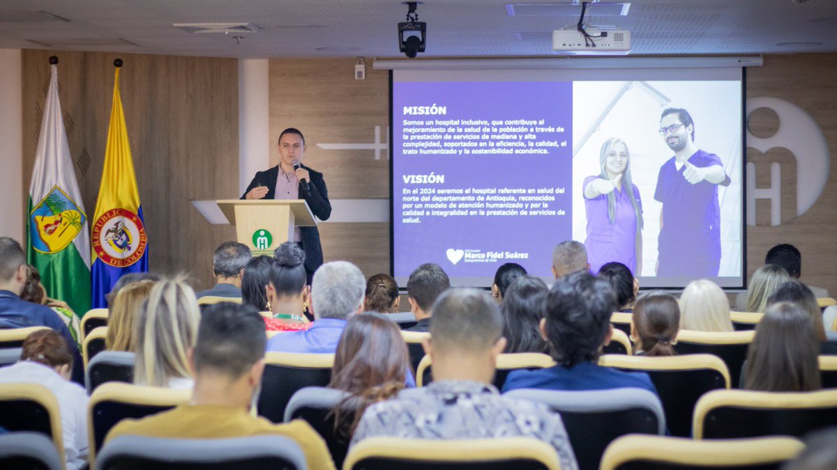HospitalMFS's tweet photo. El gerente Julián Felipe Pineda presentó los logros y avances de 2024, reafirmando nuestro compromiso con la salud de los antioqueños. 

✅ Logros: apertura de la Unidad Materno Perinatal y la Unidad para la Mujer y la Familia. 🤰🏻🌸🏥🩺 https://t.co/wU7soo7x3P