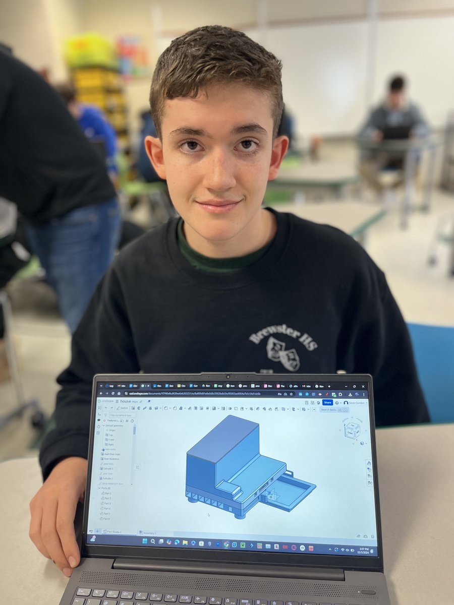 brewsterschools's tweet photo. 🏡Room 162 at Brewster High School hums with the sound of 3-D printers. This is BHS's Engineering 2 class, and its participants are busy designing and 3-D printing their dream houses. To read more: https://t.co/vGb43QrTNR https://t.co/zeIsh2SBYL