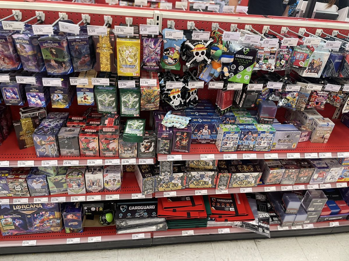 redlands_ie_tcg's tweet photo. Target Apple Valley, Ca Hwy 18. Had some stuff. Happen to be in the area. 👀
#yugiohtcg #DragonBallSupertcg #onepiecetcg #basketballcards #sportscards #footballcards #Baseballcards #Pokémon #Pokémoncards #Pokémontcg #pokemontarget #target #Disneylorcana https://t.co/YvhDOH5cG5