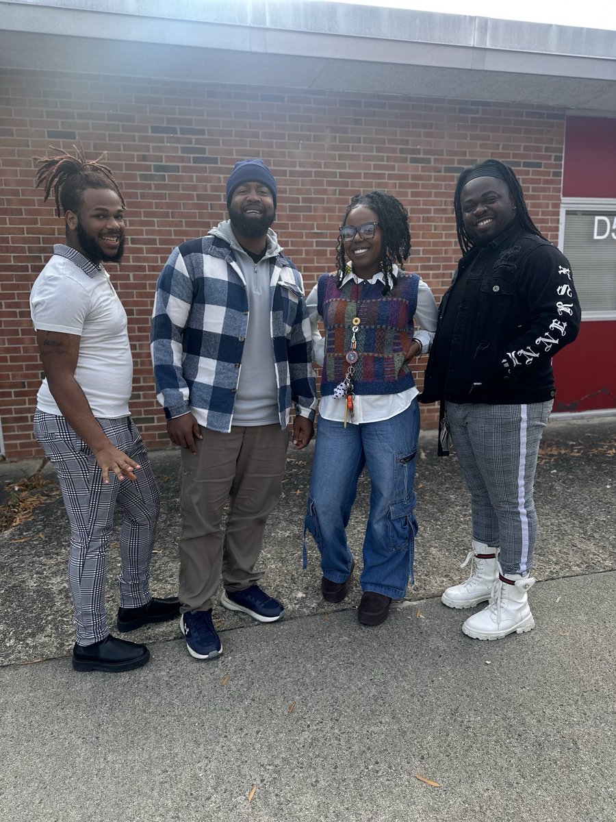 sm_washington08's tweet photo. We work hard but it’s important to have fun as well! Laughter is the best form of medicine! #TheSpringerWay 🦘 https://t.co/8BC3FyoM9B