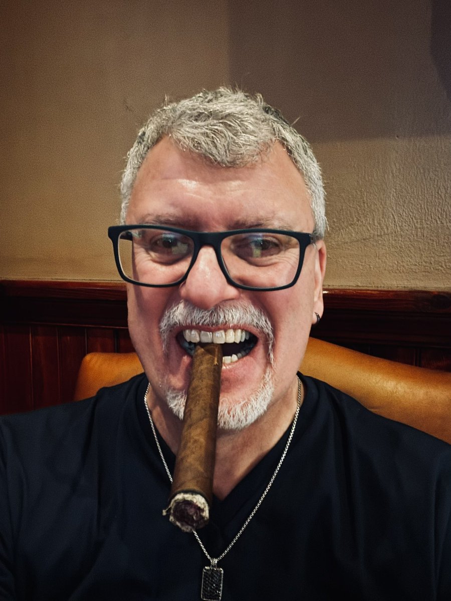 mjjmerritt1965's tweet image. Stick time with Tatuaje Wolfman from the Monster Series...
#tatuajecigar #monsterseries #cigarlife #cigars