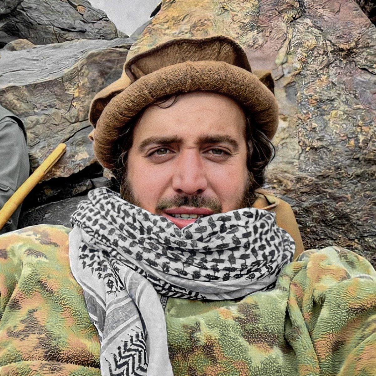 kachkula's tweet photo. فرمانده خالد امیری: 
اراده‌ی مردم، سرنوشت پیروزی را رقم خواهد زد.
#مقاومت #NRF #StandWithNRF
#SupportNationalResistanceFront https://t.co/f75W44KaBy