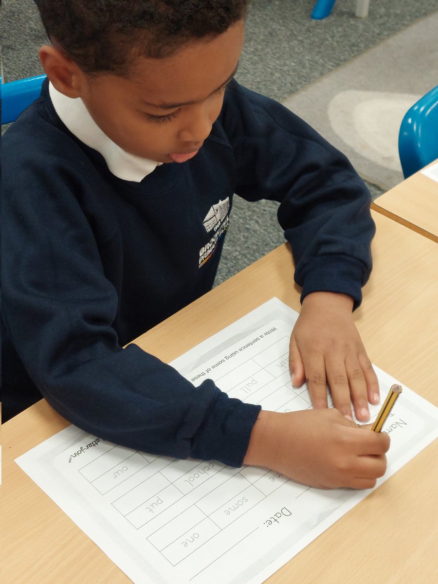 BrookfieldsPri1's tweet photo. Our school day starts at 8:30 am. From the moment the children arrive, they are learning! #teambrookfields #WeAreCreate https://t.co/MMSFswelSH