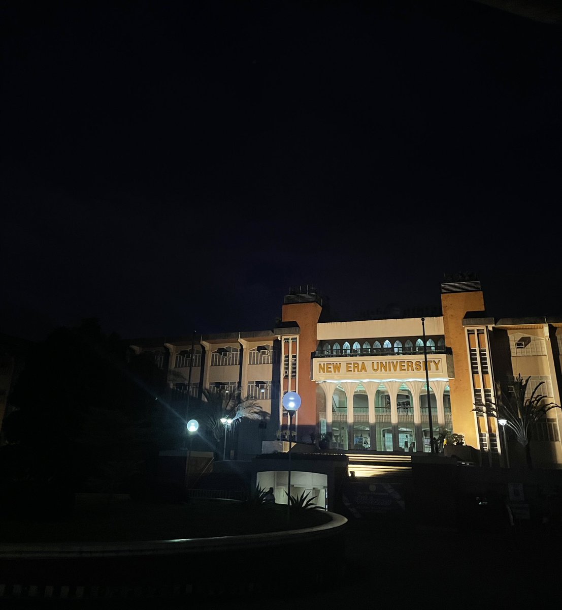 studycam_'s tweet image. Goodluck to us all! May this be our last take 🙏🏻