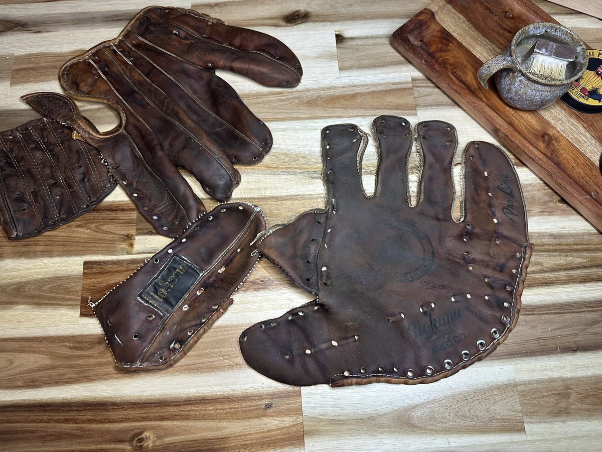 sssnyder3's tweet photo. Here are some stages of a tremendous transformation of my HS/College gamer for middle infield. I cannot express how happy I am with the final products. Sarah from @SRoe86 did an amazing job! Very excited to get to use on a daily basis again. THANKS SARAH!! https://t.co/AfGaaBX2DO