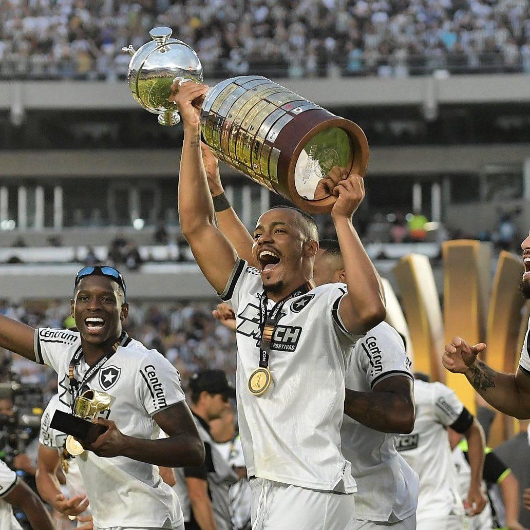 juniormwj's tweet photo. @FIFACWC @PSG_inside @Atleti @Botafogo @SoundersFC É o Glorioso @Botafogo 🔥🔥🔥 https://t.co/UycfdpFTxb