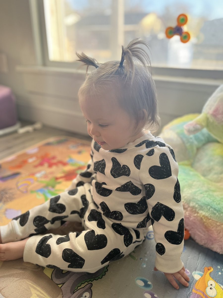 thtgrlMoe's tweet image. Little mellie update, still cute as ever and still getting whatever she wants🩷