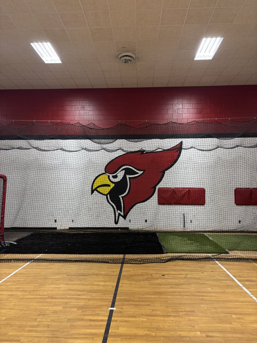 MNCHibbingBSB's tweet photo. Indoor Facility is looking FUEGO with the new cage🔥 https://t.co/xiCFmZ1UAc