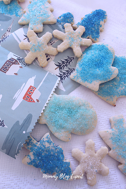 On Mommy Blog Expert's site, check out my clever D...