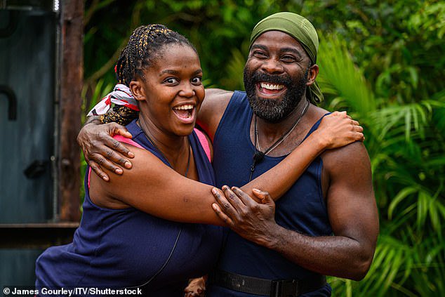 tasha louise 💗 tweet media