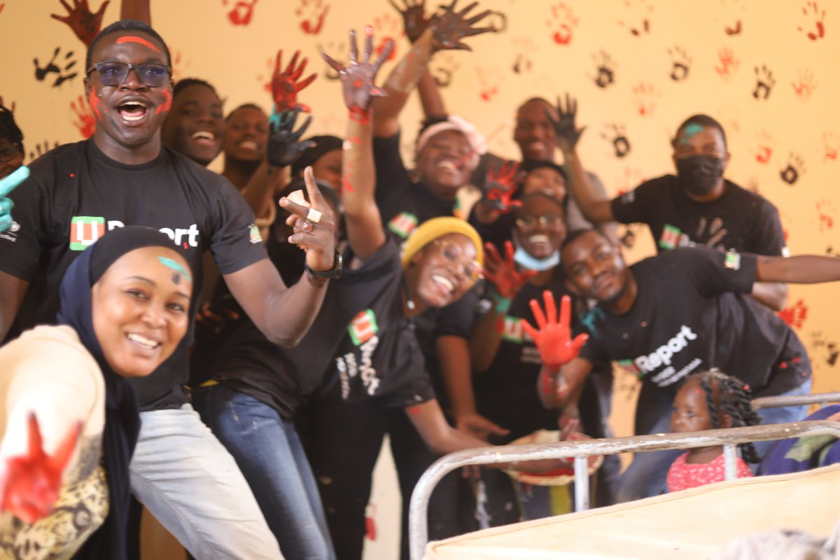 GenU227's tweet photo. A l’occasion de la Journée Internationale du Volontariat (JIV), nous pensons aux milliers de #UReporters du 🇳🇪 qui ont un impact remarquable sur leurs communautés. 

En s’engageant pour le progrès de leur pays, ils contribuent à leur propre développement.  

Fierté !!🧡🤍💚 https://t.co/l1XeGWiw49