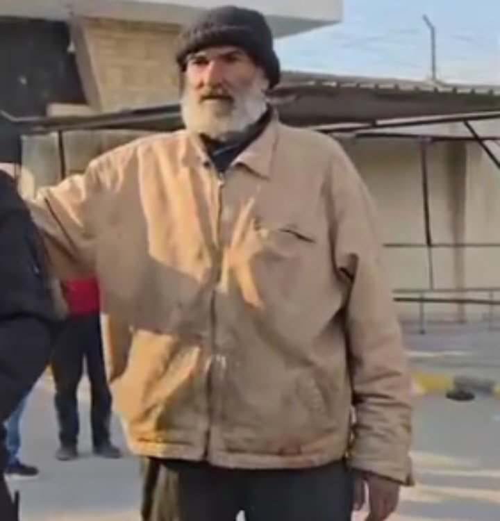 راح عمرو بالحبس💔
وصمة عار اخرى على تاريخ جبل جهنم
والله يلعن روحك يا حافظ الأسد ويجمعك بابنك بشار قريباً