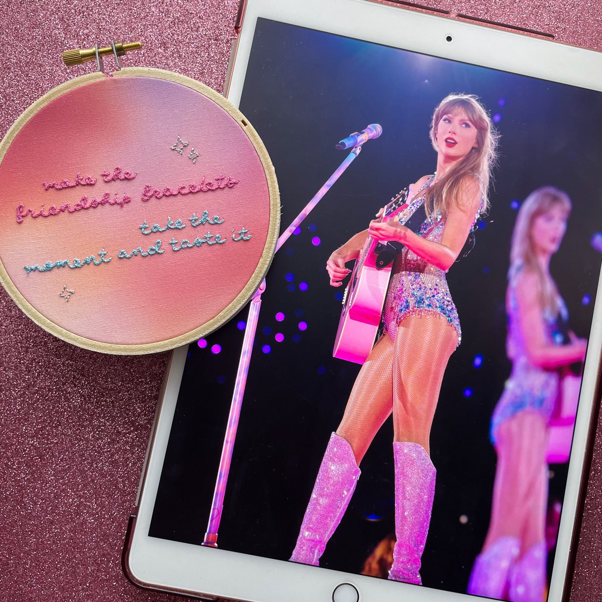 ChocChipMikaela's tweet photo. you’ve got no reason to be afraid 💖 @taylorswift13 @taylornation13 #TSTheErasTour https://t.co/OLTFOX9JHc