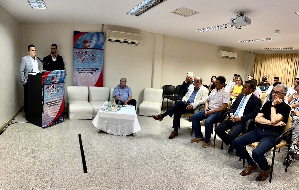 herrerayflia's tweet photo. 🩺Compromiso con la salud en Misiones 
Hoy participamos junto al diputado Martín Cesino @JCesino en el inicio del 15° Curso de Cardiología Intervencionista para Clínicos 2024, una actividad declarada de interés provincial por la Cámara de Representantes de Misiones

#Salud #Capacitación #Misiones #Prevención #Cardiologia