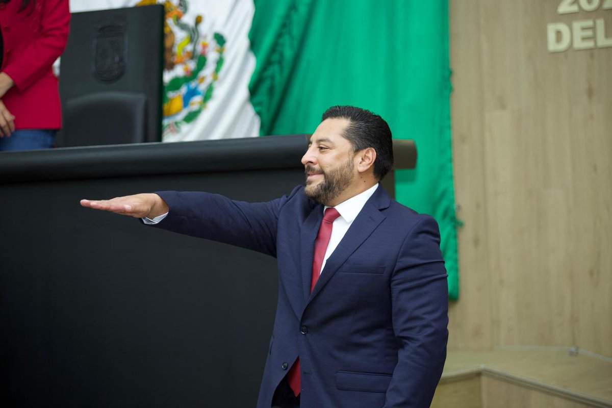 congresoChis's tweet photo. #BOLETÍN || Nombra Congreso a José Antonio Aguilar Meza, Auditor Superior del Estado.
Leer más ➡️ https://t.co/AqpI7BfzXf
#69LegislaturaChiapas https://t.co/0lEnJ69WSB
