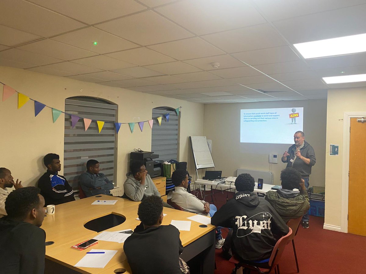 YouthWorkAll's tweet photo. Safeguarding & protection training with some more of the volunteers of @eastafricayni last night.
Great engagement & interaction from the group & excellent feedback about the learning & how they'll use this in their future volunteering.
#DevelopingVolunteers
#Safeguarding https://t.co/3etwqbmHwV