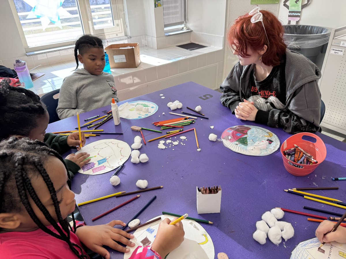 Collaboration at its best. We loved having Tallwood High School’s AP and advance art students in the art room today. What joy to see our students expose new project ideas with these amazing HS students.  <a href="/CPES4LIFE/">College Park Elem</a> <a href="/DrManigo/">Dr. Manigo</a> <a href="/sarapmendez1/">Sara Mendez</a> <a href="/VBCPSVisualArt/">Amber Hester</a>