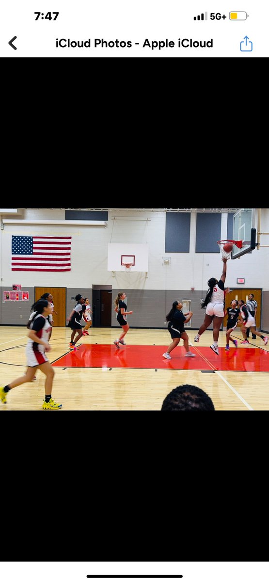 Kenzie_White_25's tweet image. Had an amazing game today with my school ball team!! I had 24 points, 12 rebounds, and 7 blocks. #GoPirates #MPMS @vjhAlways100 @D3_Y0UNG @reggietharp