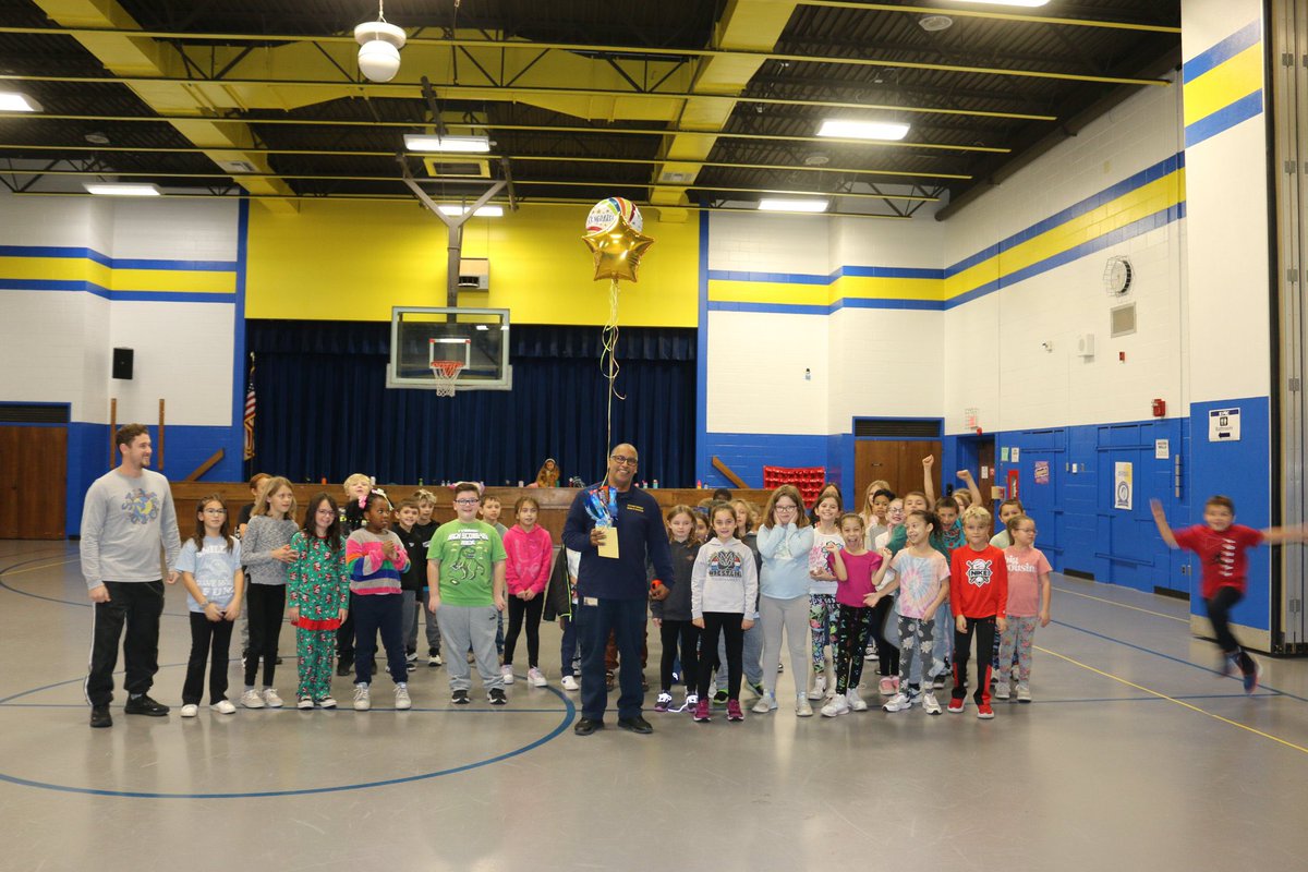 McKinley Ave School tweet media