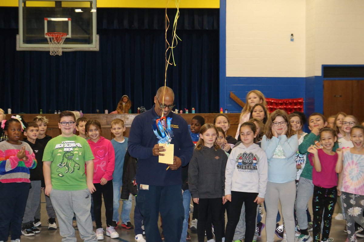 McKinley Ave School tweet media