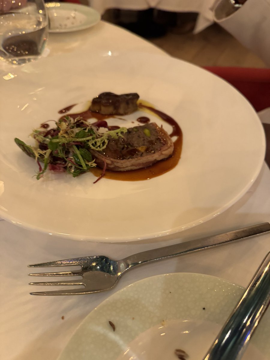 Thank you to <a href="/Porkyaskew/">Chef Paul Askew</a>, his team, Simon and <a href="/CHChampagneIRE/">CharlesHeidsieck IRE</a> for an outstanding evening. #Champagne