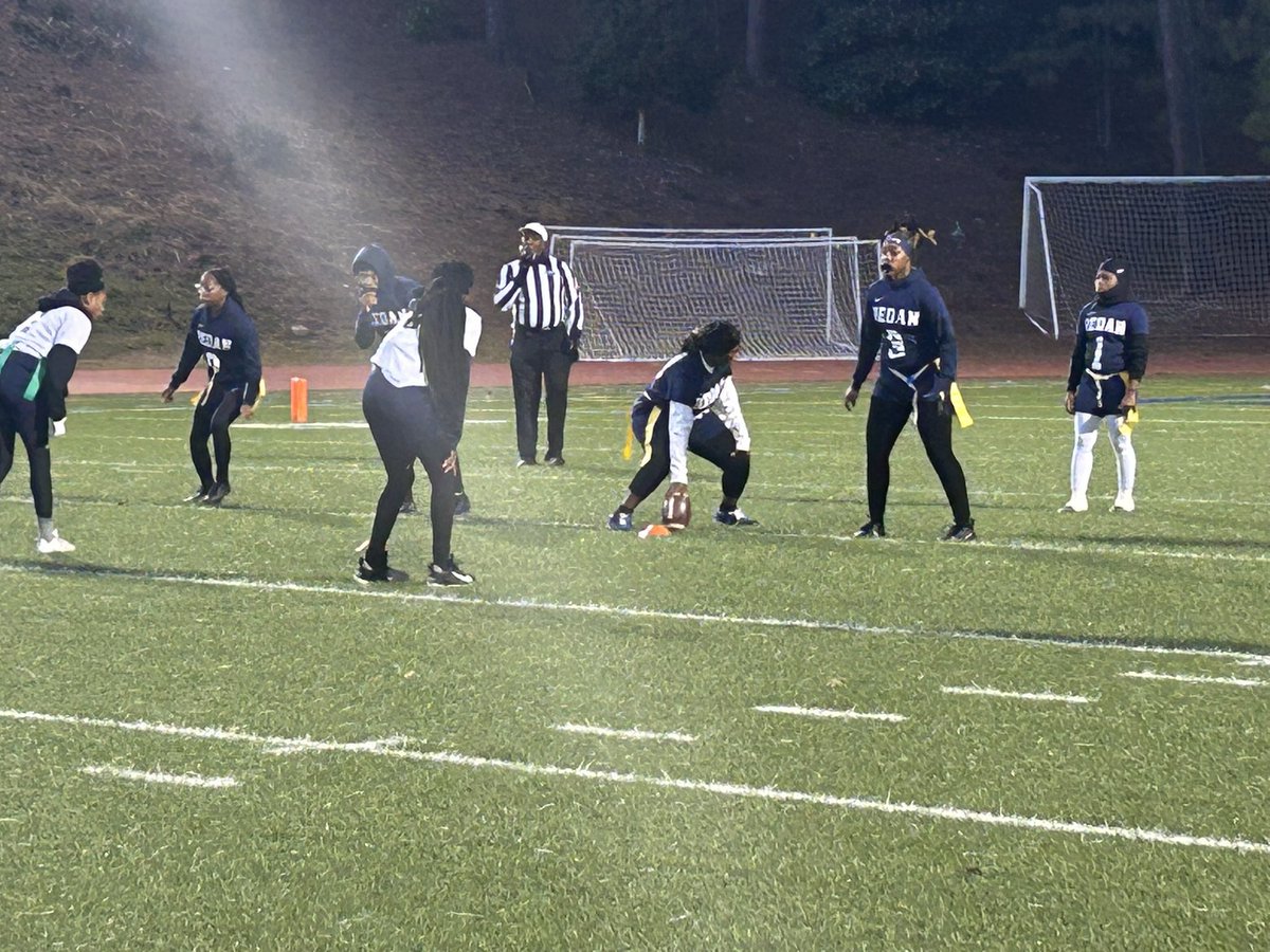 #DCSDFlagFB Redan is hosting Division 1 state playoff quad. Raiders host Elite Scholars in the opening game of 3 at Hallford Stadium. A win moves them to the Sweet 16 in the third game of the night. <a href="/JayChampNews/">Jay Phillips</a> <a href="/RFullerChamp/">Reggie Fuller</a> <a href="/scoreatlanta/">SCORE Atlanta</a> <a href="/OfficialGHSA/">GHSA</a>