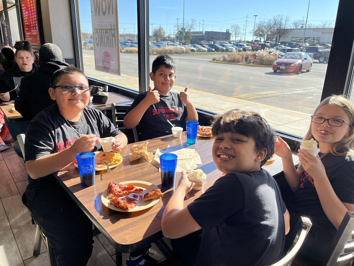 Bethany (Unruh) Main tweet media