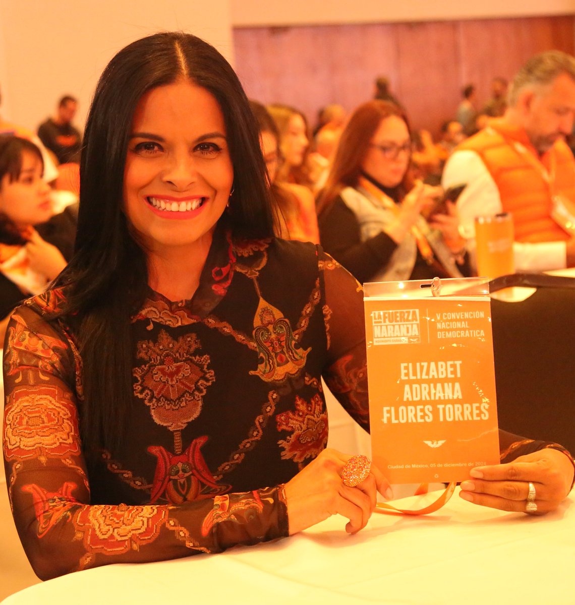 Adriana Flores tweet media