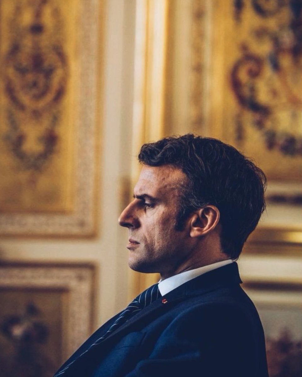 Il reste, n’en déplaise à certains…

Le peuple en a décidé ainsi en lui confiant le pouvoir en 2022, y renoncer serait trahir la confiance de tous les français. L’égoïsme et l’irresponsabilité des extrêmes est aberrant face à ce chaos économique dans lequel ils plongent le pays.