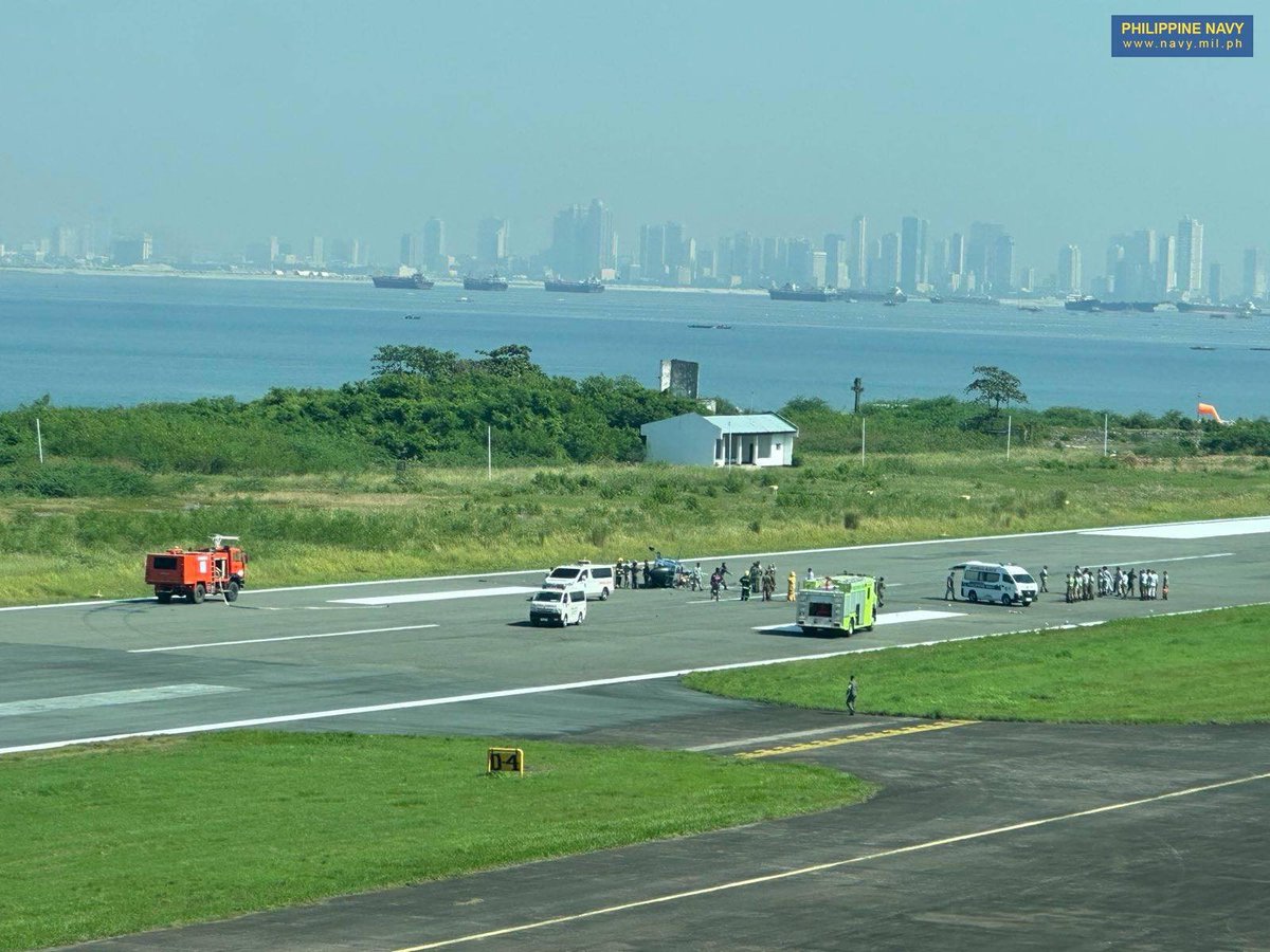 ivancp25's tweet photo. #AccidenteAéreo de #AgustaWestland #A109EPower (432) del 40° Grupo Aeronaval de Helicópteros de la Marina de Filipinas. Se estrelló al aterrizar en el Aeropuerto de #SangleyPoint, Base Aérea de #DaniloAtienza (SGL/RPLS), #CaviteCity, #Filipinas 🇵🇭. 5 heridos leves. 05-12-24 https://t.co/EIAmFnmgQp