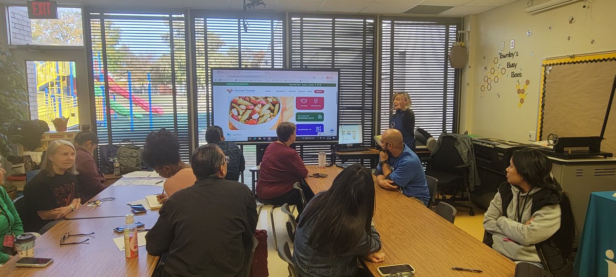 Thank you to Common Threads and Molina Healthcare for hosting a nutrition class at Townley!@townleytorches <a href="/IrvingISD/">Irving ISD</a> <a href="/PFE_IISD/">Parent Education & Community Engagement Irving ISD</a>