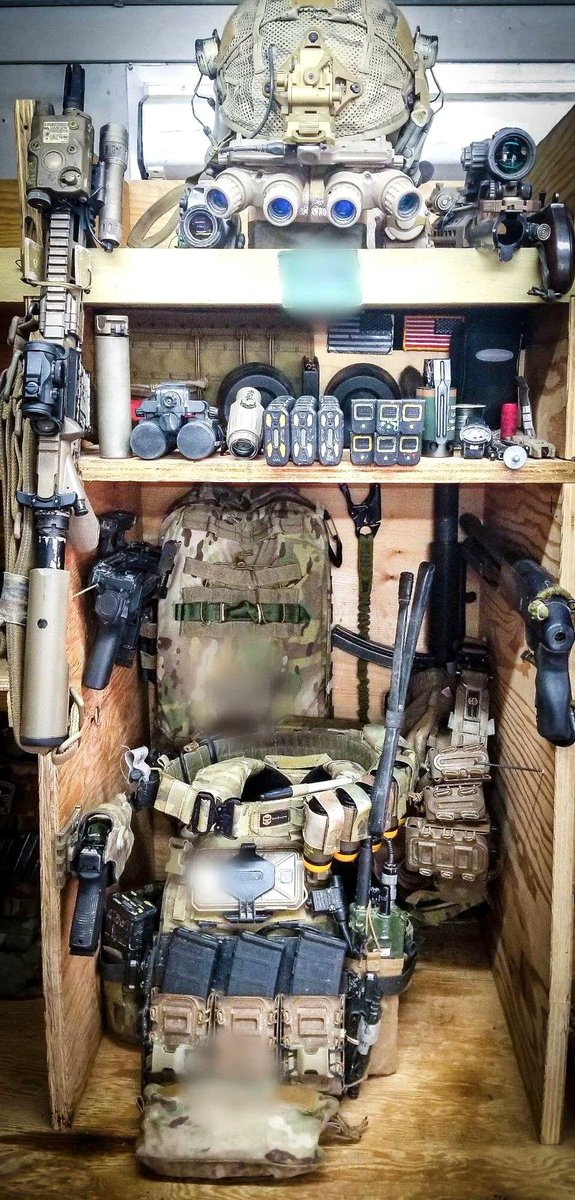 DocStrangelove2's tweet photo. US SOF deployment gear locker https://t.co/W5bjANH6oU