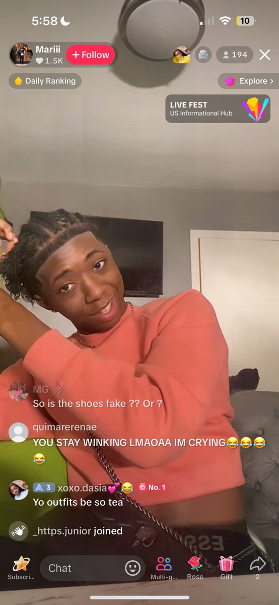 hellafeins_'s tweet photo. i swear i hate this nigga bro 😭😭 https://t.co/QCLOliVb9n