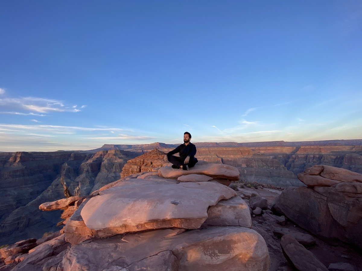 GauravKapoorDO's tweet image. “Mindfulness meditation doesn’t change life. Life remains as fragile and unpredictable as ever. Meditation changes the heart’s capacity to accept life as it is…” - Sylvia Boorstein
#Mindfulness
#BrainHealth