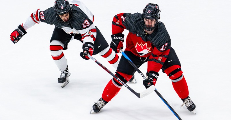 HockeyCanada's tweet photo. 4️⃣4️⃣ players will wear the 🍁 with Canada East and Canada West at the #WJAC. 

4️⃣4️⃣ joueur arboreront la 🍁 avec Canada Est ou Canada Ouest au #DMJA. 

ROSTERS: https://t.co/LF5Cj7iibT 
FORMATIONS : https://t.co/PFWEu6zOTU