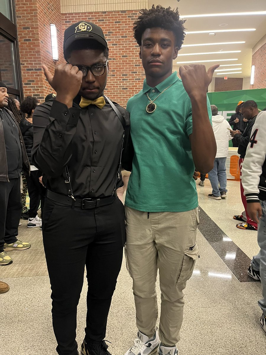 Ethan Hauser (Night-Train 🚊) tweet media