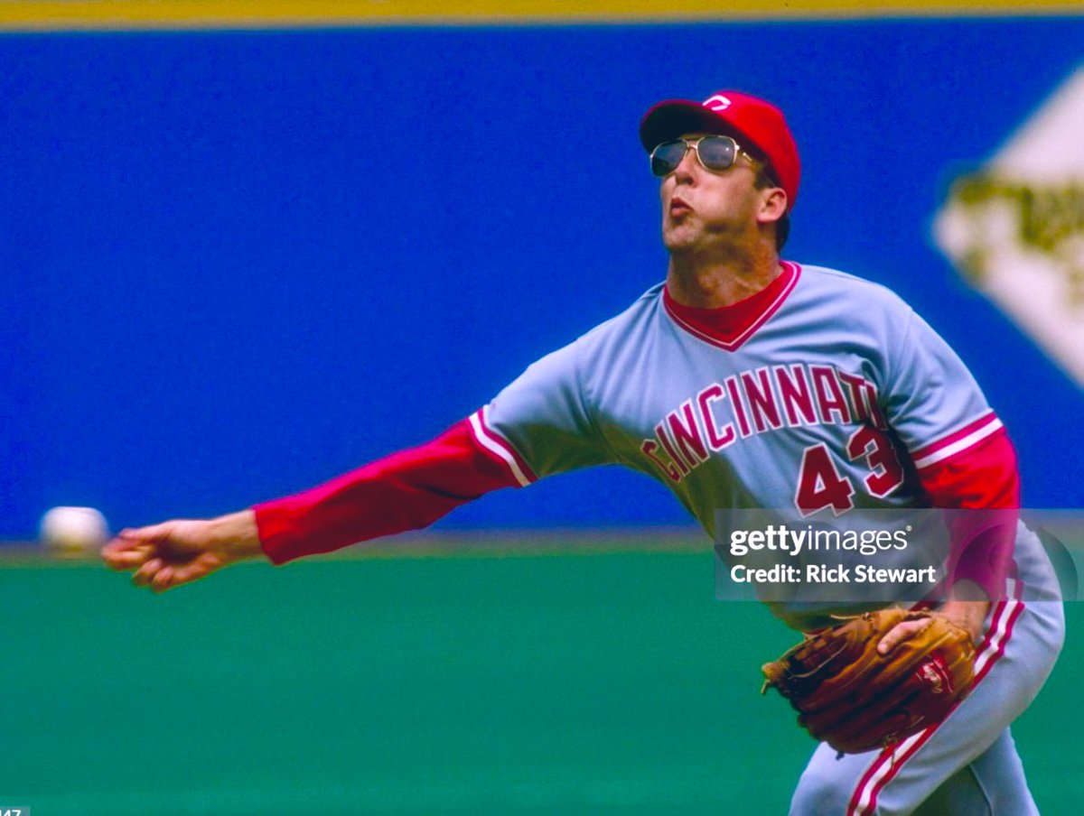 uniformcritic's tweet photo. Kent Tekulve of the Reds. https://t.co/e5fNJhxHoQ